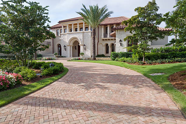 Best Professional Driveway Pavers  in Ocean Springs, MS